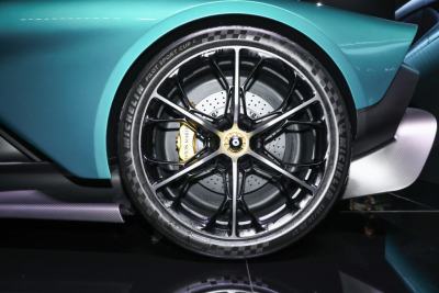 2022款 4.0T PHEV 基本型-外观-图片-有驾