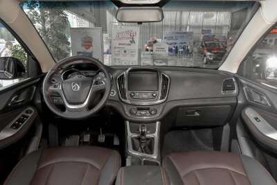 2016款 1.8L 手动豪华型-内饰-图片-有驾