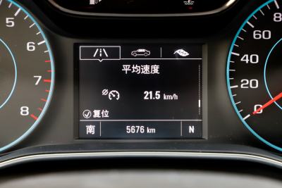 2018款 330T 双离合炫锋版-内饰-图片-有驾