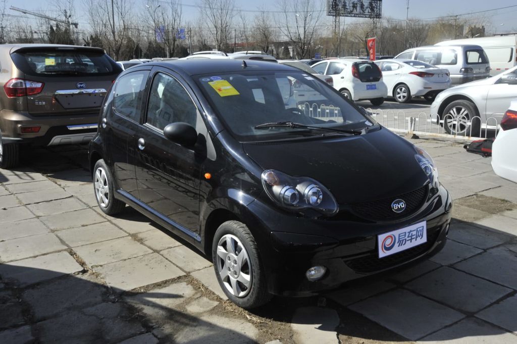 BYD F0