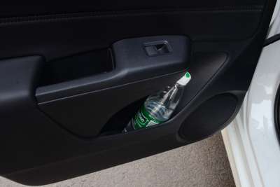 2020款 1.8L 自动舒适版 6座-空间-图片-有驾