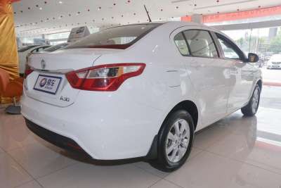 2014款 1.5L 手动智驱实尚型-外观-图片-有驾