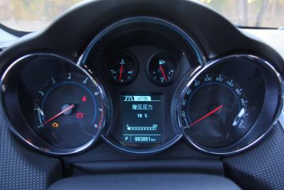 2013款 掀背 1.6T 自动旗舰型-内饰-图片-有驾