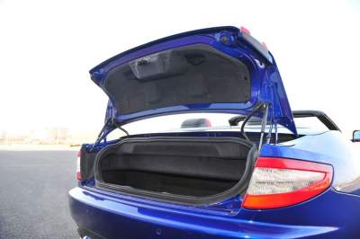 2010款 4.7L Automatic-空间-图片-有驾