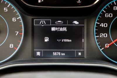2018款 330T 双离合炫锋版-内饰-图片-有驾