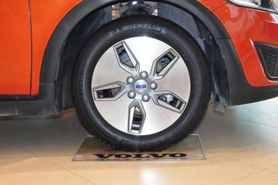 2012款 2.0L Aktiv 乐动套装版-外观-图片-有驾