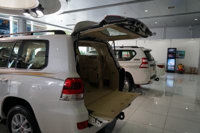2016款 4.6L 自动VX-R-空间-图片-有驾
