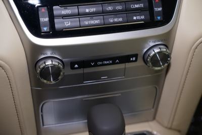 2016款 4.6L 自动VX-R-内饰-图片-有驾