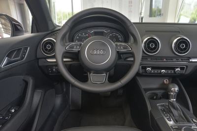 2015款 Cabriolet 40 TFSI-内饰-图片-有驾