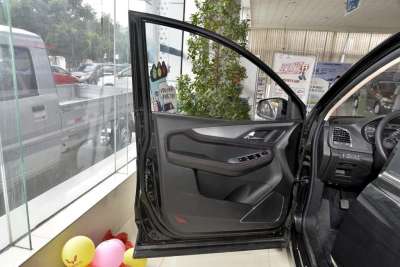 2016款 1.8L 手动豪华型-内饰-图片-有驾