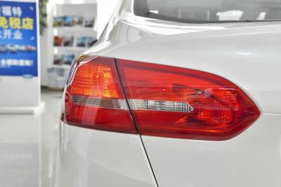2015款 三厢 1.6L 手动舒适型-外观-图片-有驾