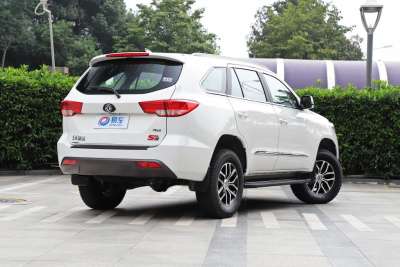 2017款 1.9T 手动四驱豪华型 5座-外观-图片-有驾