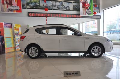 2014款 CROSS 1.5L 手动舒适型-外观-图片-有驾