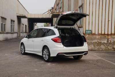 2020款 1.8L 自动舒适版 6座-空间-图片-有驾