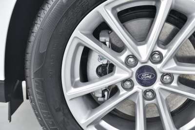 2015款 两厢 1.6L 手动舒适型-外观-图片-有驾