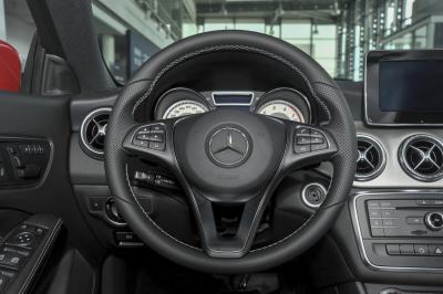 2016款 CLA 200 时尚型-内饰-图片-有驾