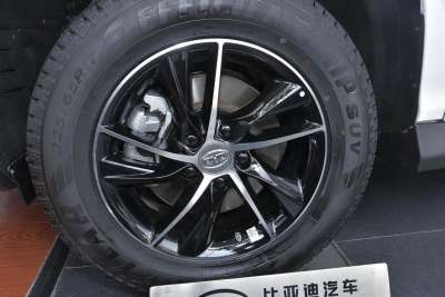 2015款 1.5T 升级版 手动尊贵型-外观-图片-有驾