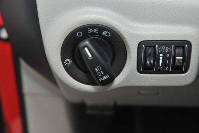 2014款 1.4T 自动豪华版-内饰-图片-有驾