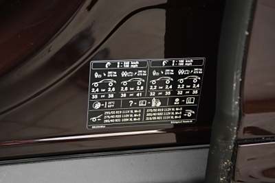 2020款 3.0T Black Carbon-外观-图片-有驾