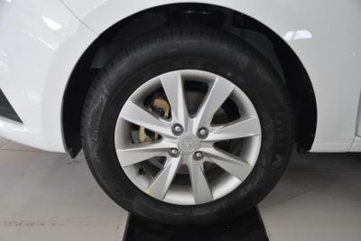 2013款 1.5L CVT舒适型 国IV-外观-图片-有驾
