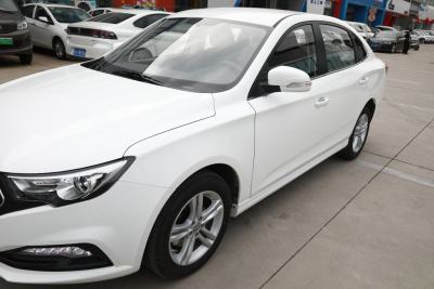 2019款 EV400-外观-图片-有驾
