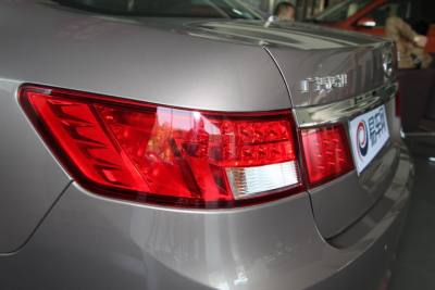 2013款 2.0L 自动豪华版-外观-图片-有驾