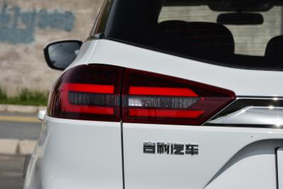 2018款 2.0L 手动两驱智雅型-外观-图片-有驾