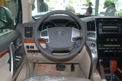 2012款 4.6L 自动VX-内饰-图片-有驾