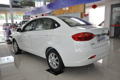 2013款 1.5L CVT舒适型 国IV-外观-图片-有驾