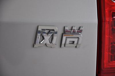 2011款 精致版 1.6L 手动7座-外观-图片-有驾