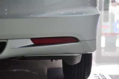 2013款 1.3L 标准型-外观-图片-有驾
