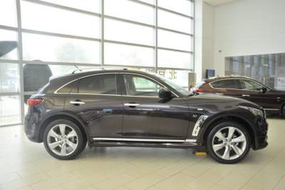2013款 3.7L 超越版-外观-图片-有驾
