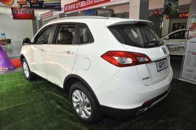 2016款 1.5T 手动乐动豪华型-外观-图片-有驾