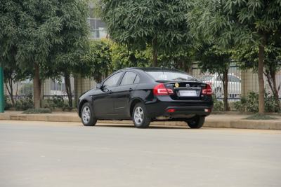 2011款 三厢 2.0L 自动旗舰版-外观-图片-有驾