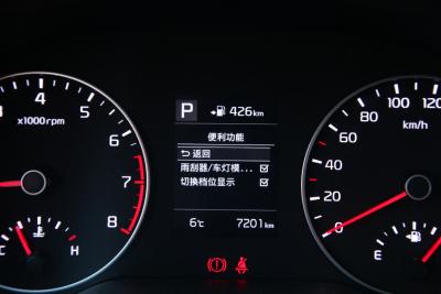 2017款  三厢 1.6L AT Premium-内饰-图片-有驾