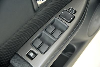 2014款 2.0L 自动经典型-内饰-图片-有驾